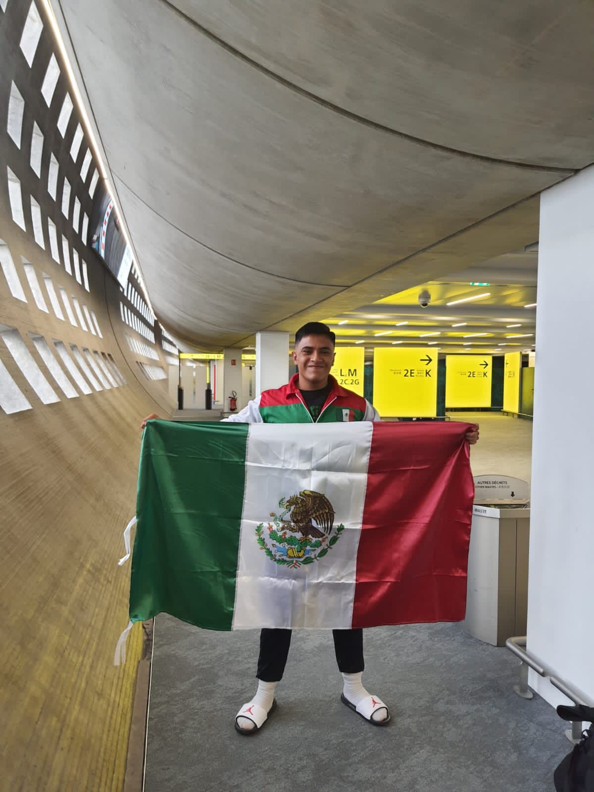 ¡GUERREROS REPRESENTAN A LA UCQ Y MÉXICO EN TURQUÍA!